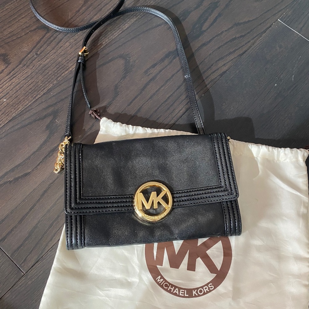 Micheal Kors purse/clutch